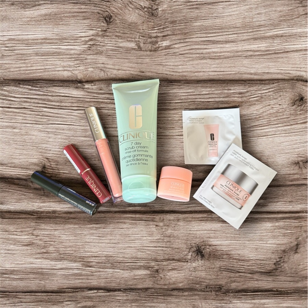 CLINIQUE Skin and Beauty Goodie Bag